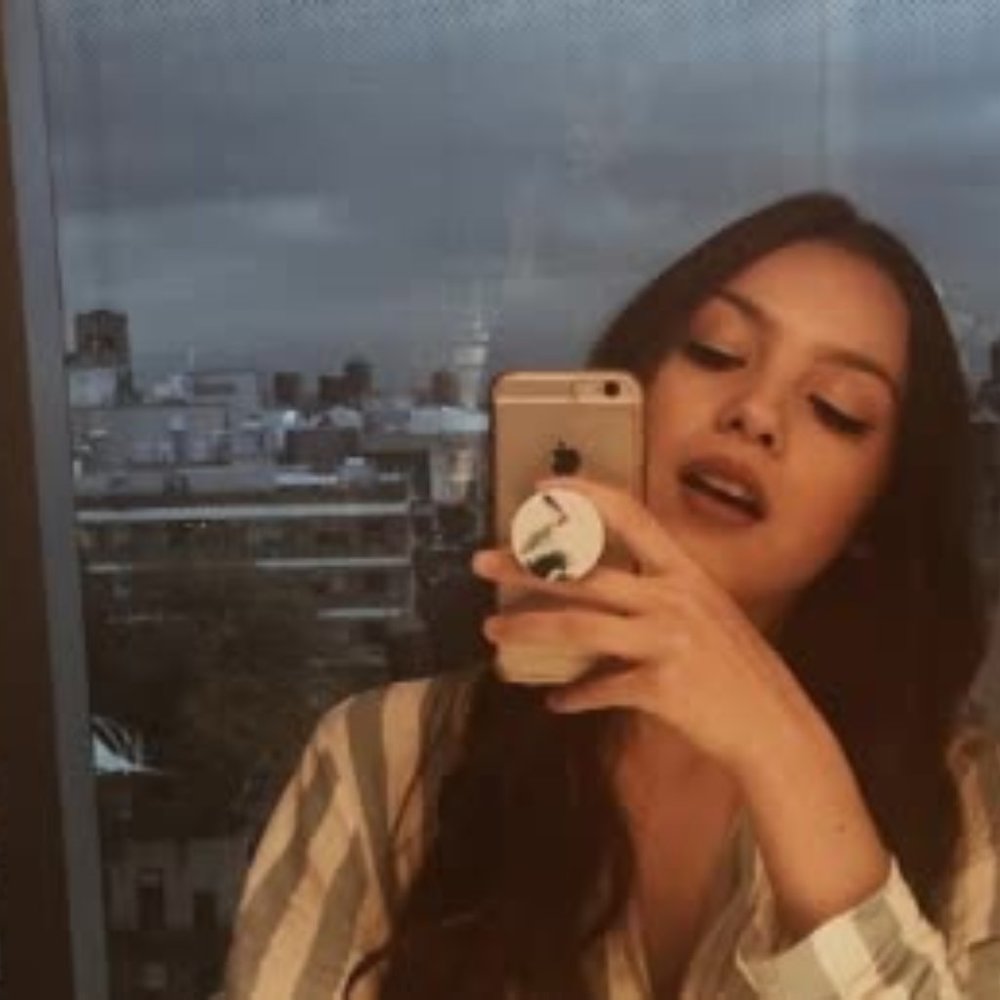 Meet your Posher, Cristina